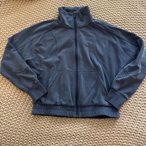 Blue Cropped Lululemon softstreme Zip-Up Jacket size 8